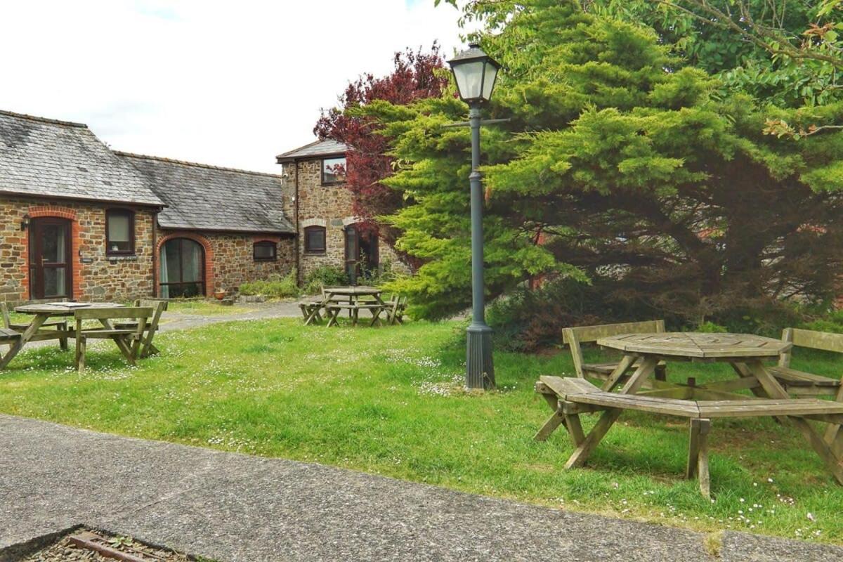 Charming 2 Bedroom Coastal Cottage Nr Bude Eksteriør billede